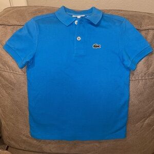 Like new, no stains or tears size 5 kids Lightning blue
